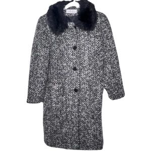 Madeline by Alorna Boucle Knit Coat Faux Fur Collar Black Gray Lined Size 10